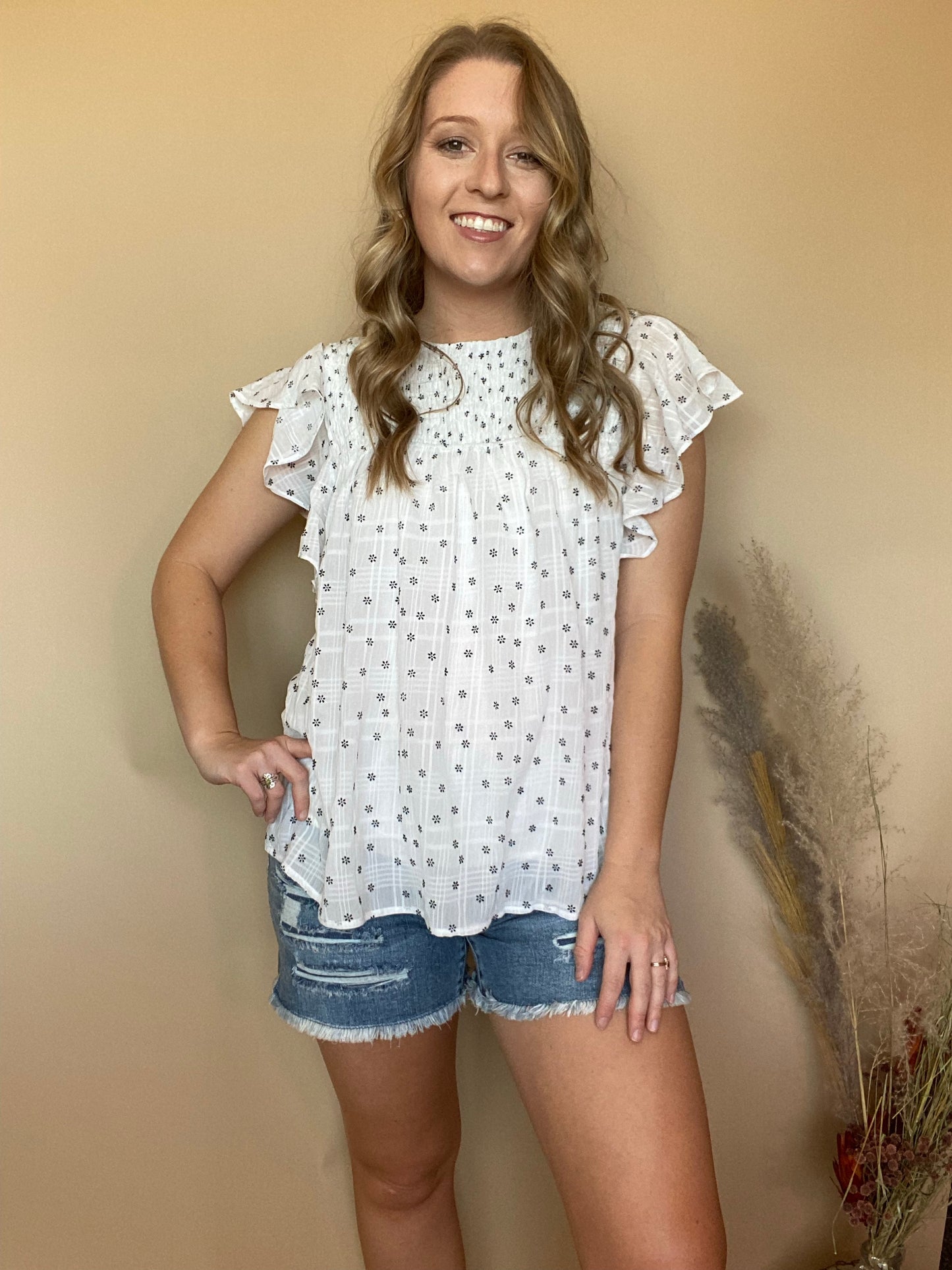 Daisies for Days Top
