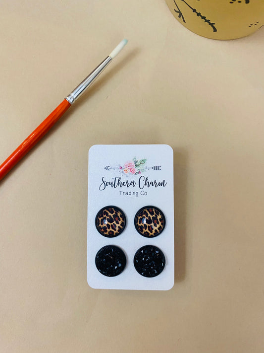 Leopard and sparkly a black earring set