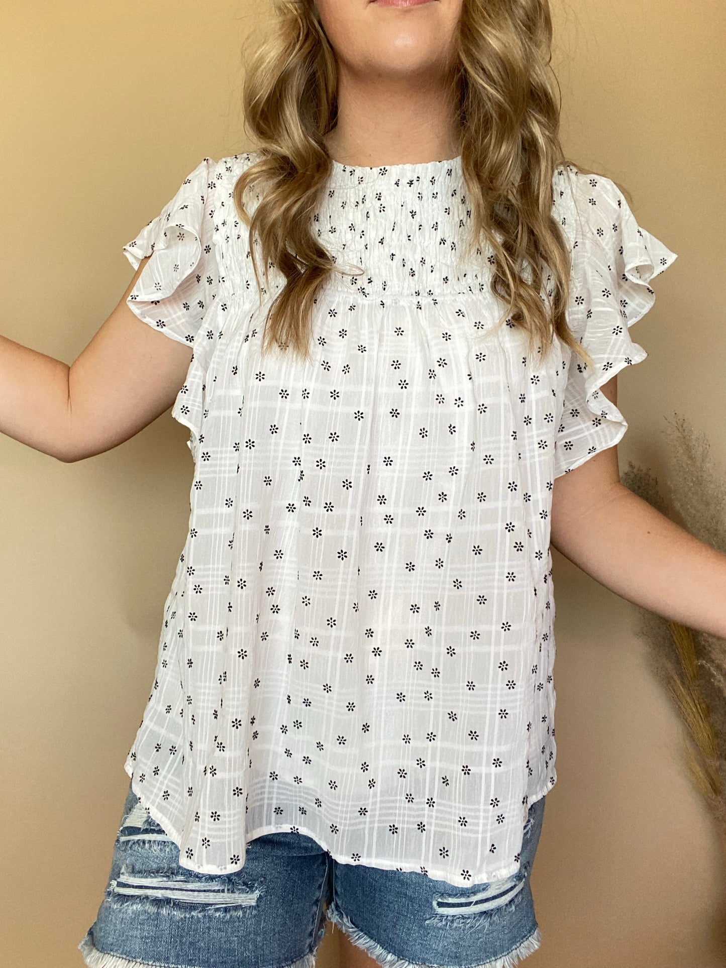 Daisies for Days Top