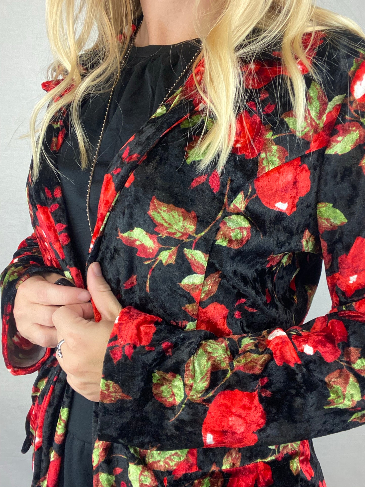 Roses Velvet Blazer